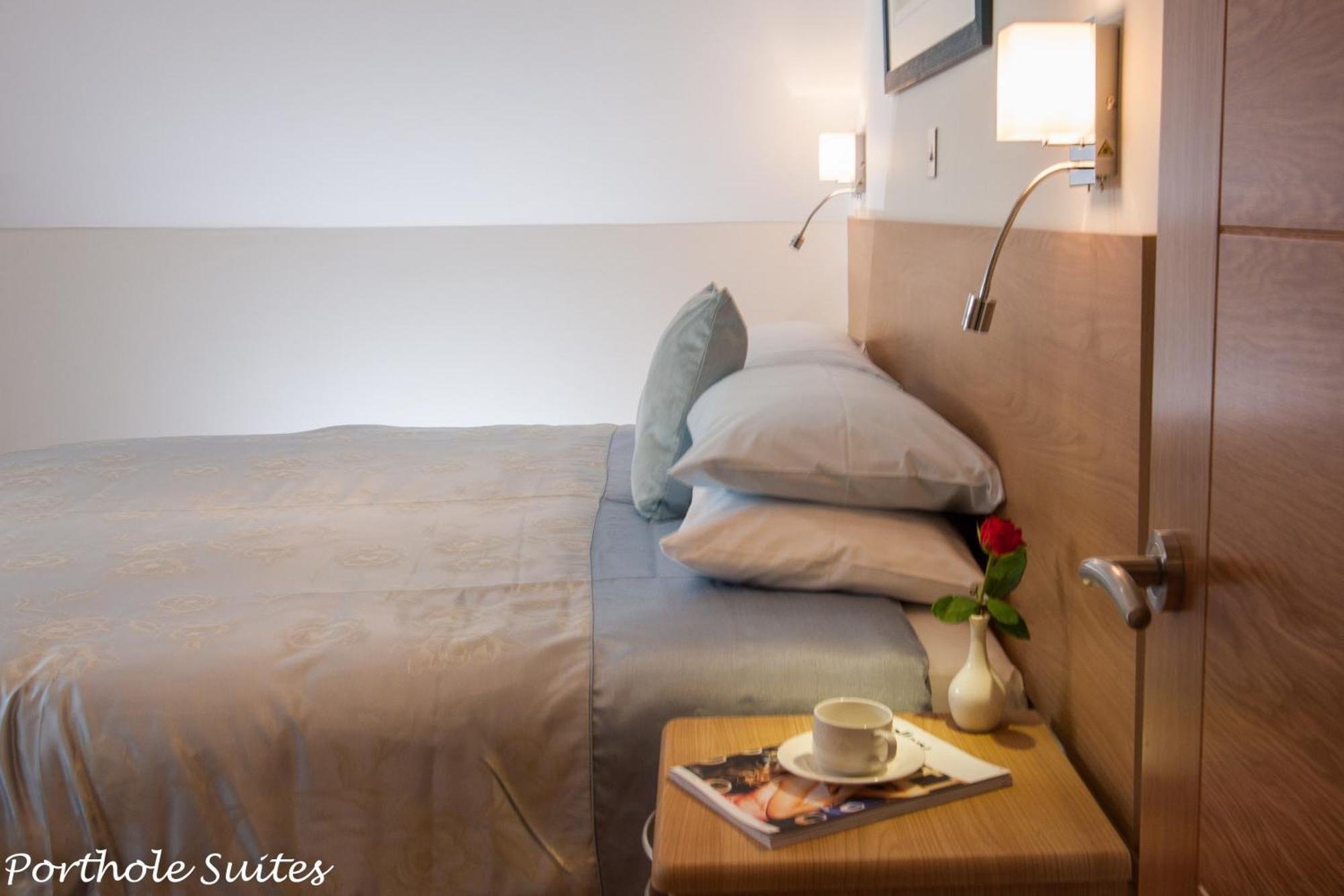Porthole Suites St Aubin Rum bild